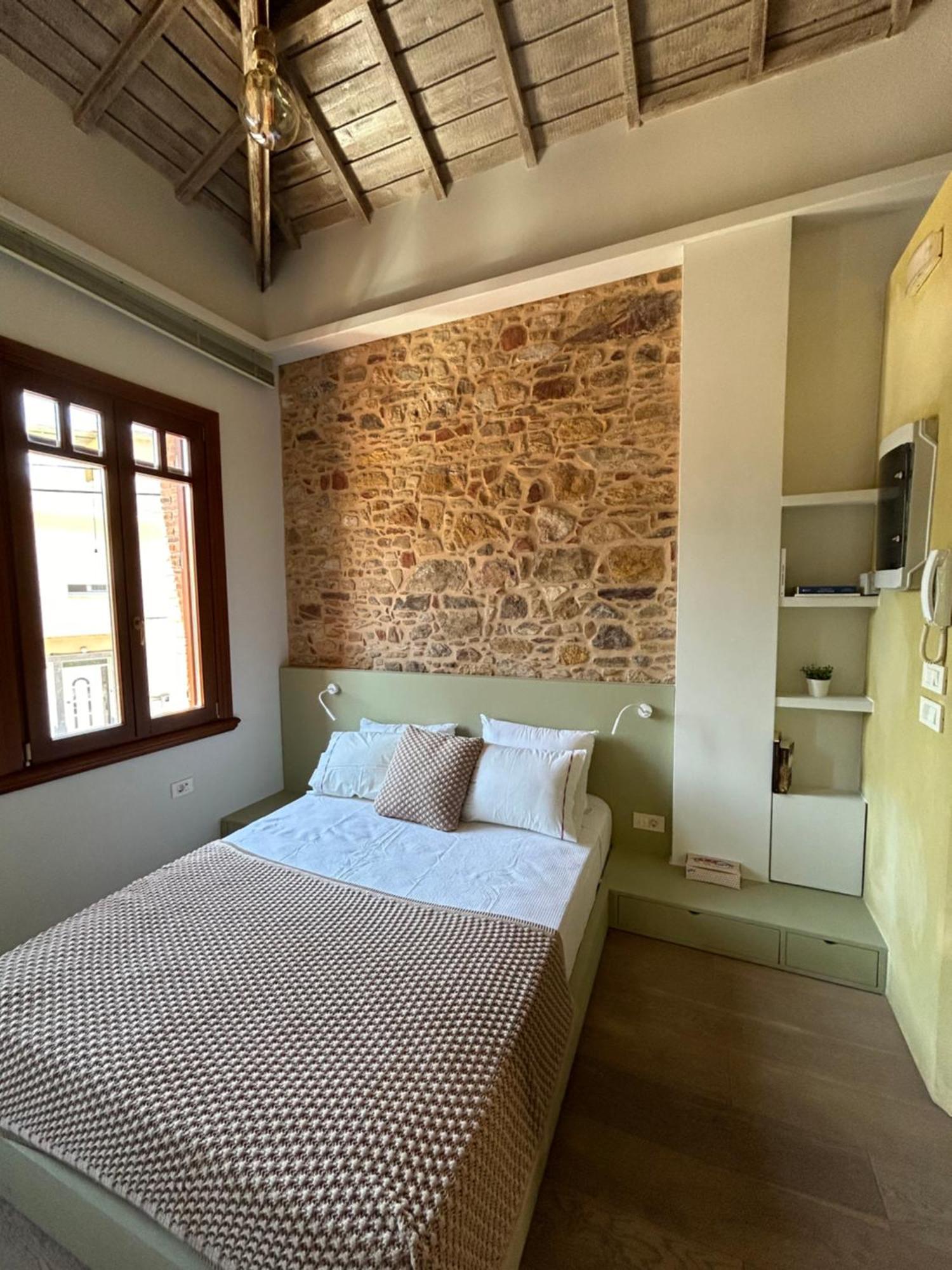 Elia Studio Chios Town Bagian luar foto